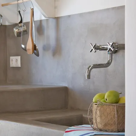 Apartmanhotel Nomads House 3*