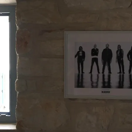 Nomads House Logarász