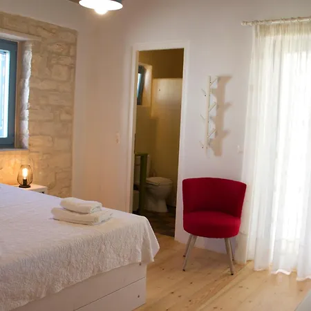 Nomads House * Logaras
