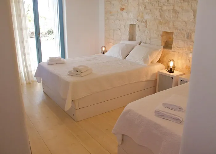 Apart Otel Nomads House Logaras