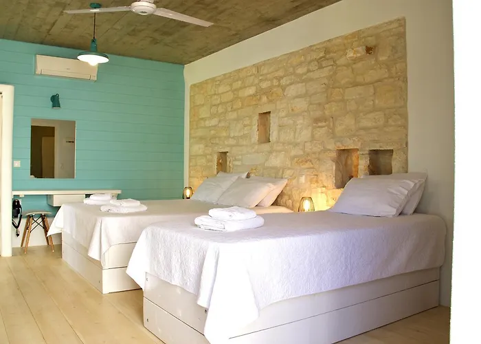 Nomads House 3* Logaras