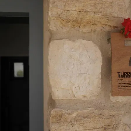 Nomads House Aparthotel 3*