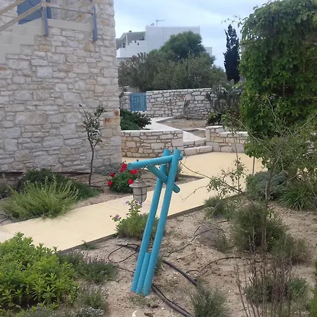 Aparthotel Nomads House Logaras