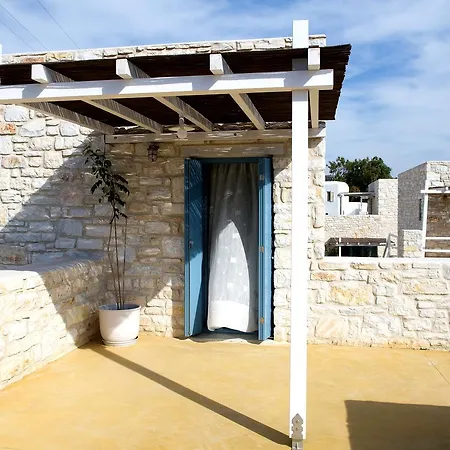 Aparthotel Nomads House Logaras