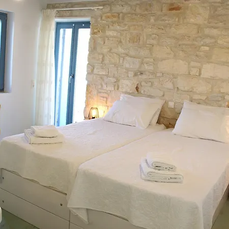 Nomads House