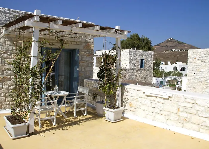 Ξενοδοχείο με διαμερίσματα Nomads House Λογαράς