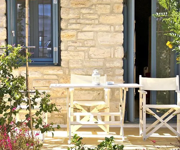 Nomads House Апарт-отель 3*