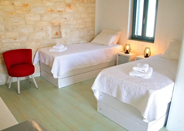 Nomads House Апарт-отель